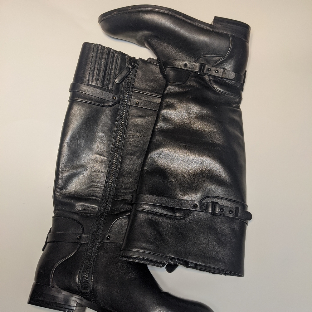 BCBG MAXAZRIA | black boots | EUC | SIZE 7 | ZIP